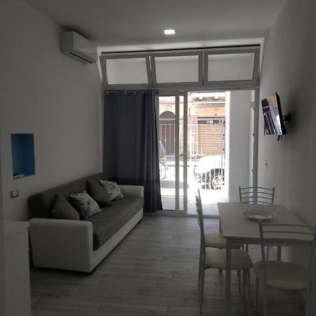 Appartement Loft Sul Mare à Giardini-Naxos Extérieur photo